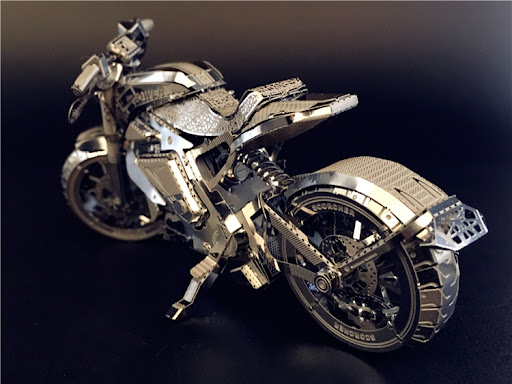 Title 6, Metal Motorcycle Puzzle Build a detailed model....