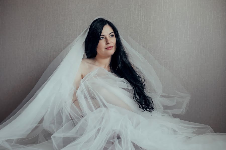 婚禮攝影師Olga Timoschuk（pholga）。2020 5月14日的照片