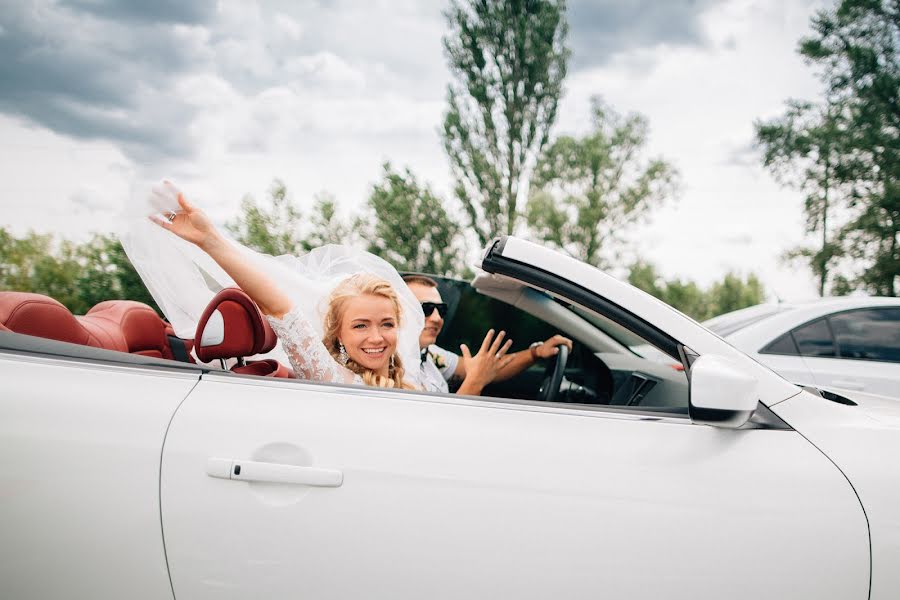 Hääkuvaaja Evgeniya Sedneva (falcona). Kuva otettu 25. heinäkuuta 2016