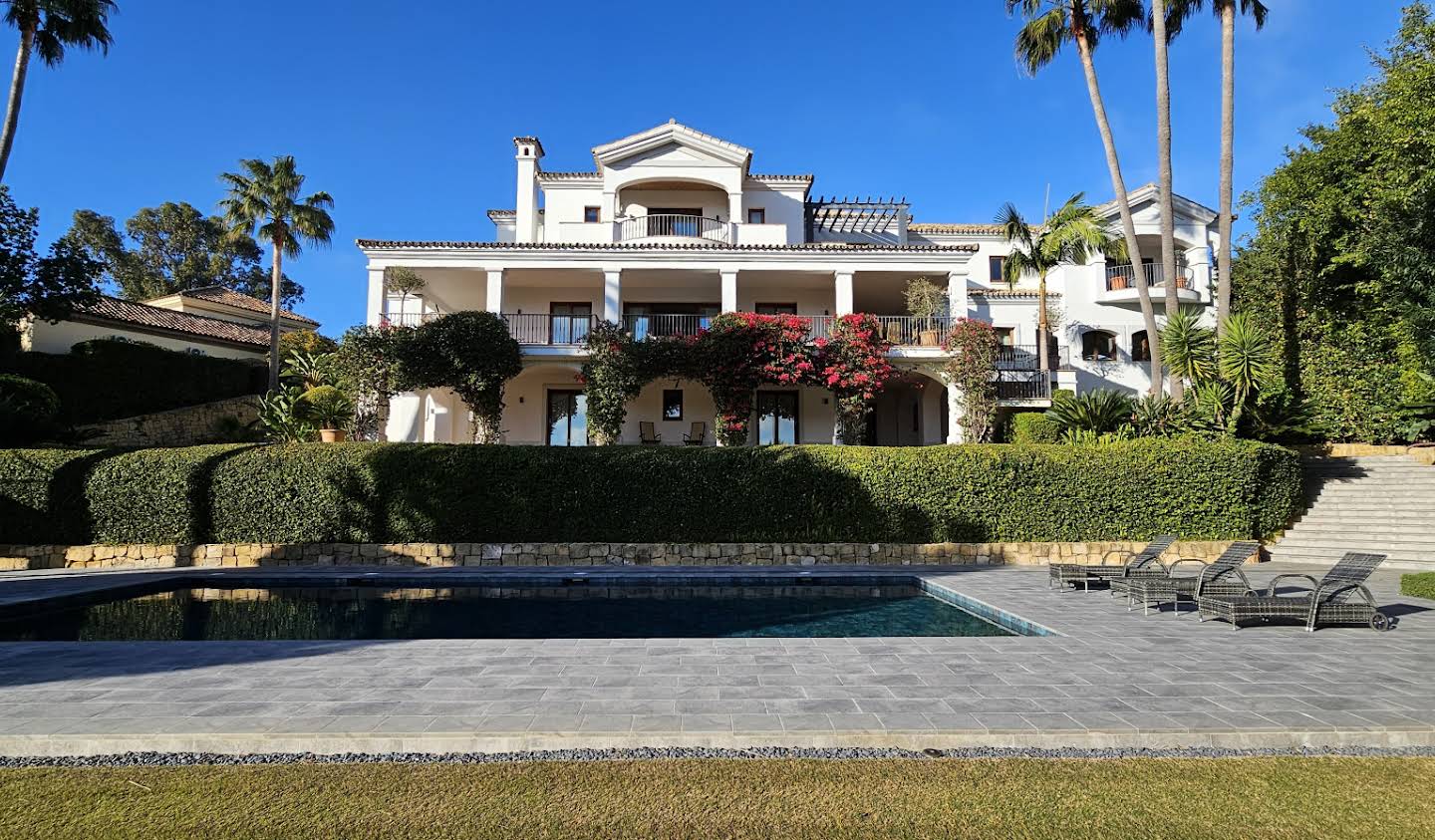 Villa with garden Sotogrande