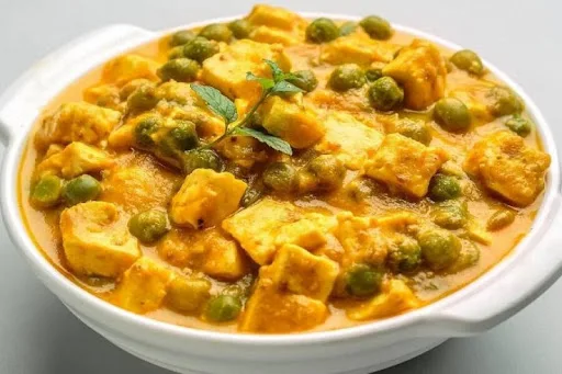 Matar Paneer