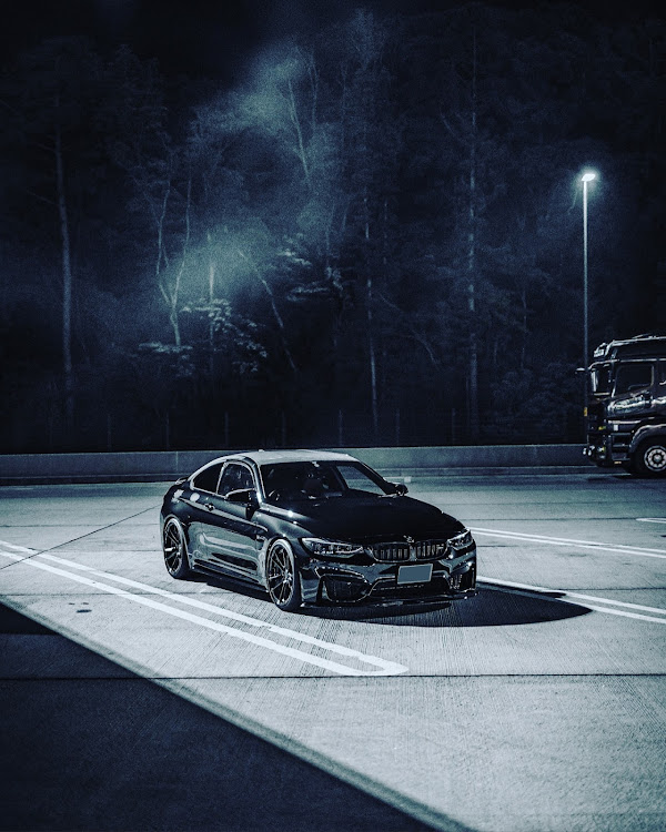 M4 クーペの車好き・車好きと繋がりたい・bmw・m4・カメラに関するカスタム事例の投稿画像1枚目
