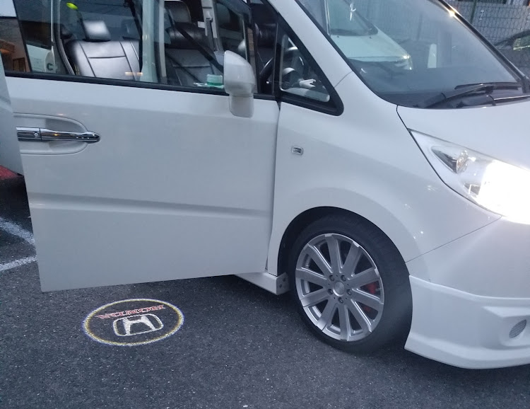 ステップワゴンの🎌💨さんが投稿したカスタム事例の投稿画像1枚目
