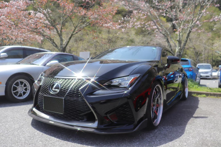 RC Fのサクラと愛車・桜とコラボ・RCF・カモイレーシング・zlovesに関するカスタム事例の投稿画像6枚目