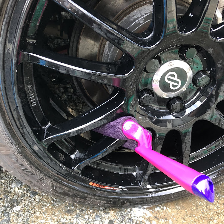 86のホイール洗浄・パープルマジック・エムズガレージ・洗車に関するカスタム事例の投稿画像2枚目
