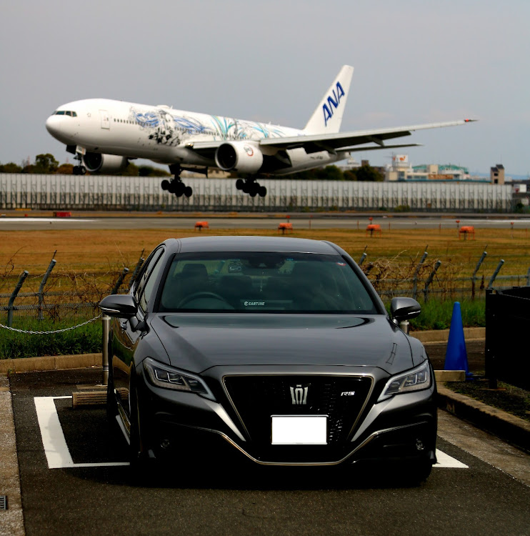 クラウンセダンの伊丹空港・飛行機・中部セントレア空港・フライトオブドリームス・世界の山ちゃんに関するカスタム事例の投稿画像4枚目