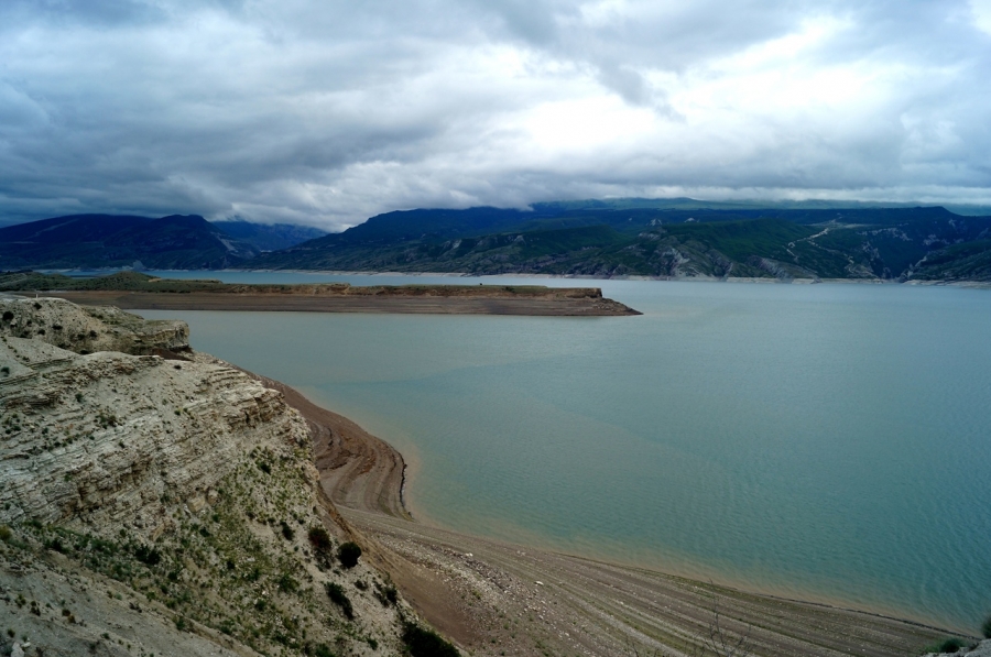 Чиркейское водохранилище 