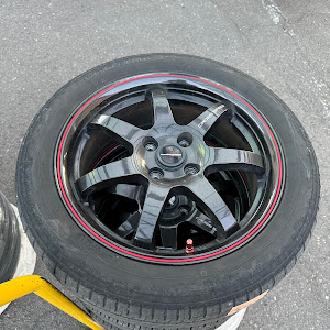 カローラツーリング ZWE211W
