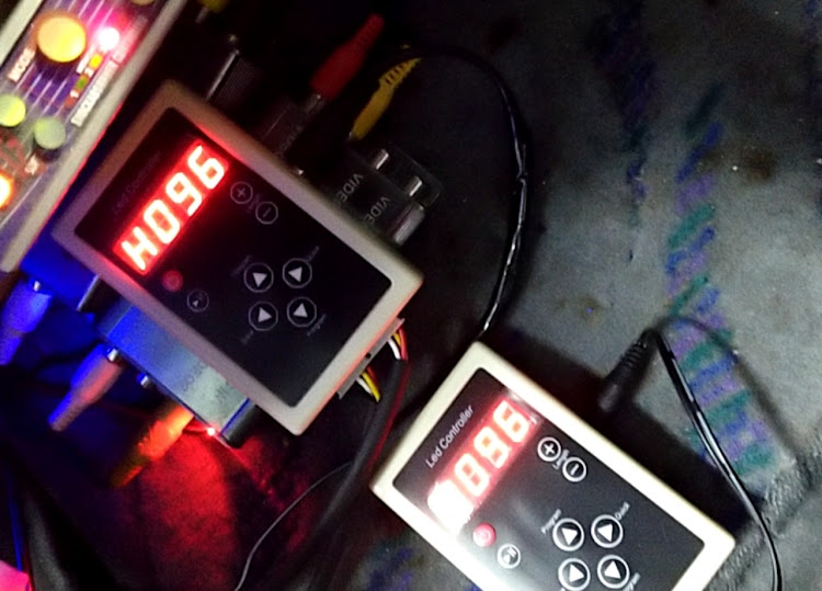 エスティマのホイール流れるＲＧＢ・ノーマルＲＧＢから流れるＲＧＢに変更・DIY・club.Mに関するカスタム事例の投稿画像10枚目