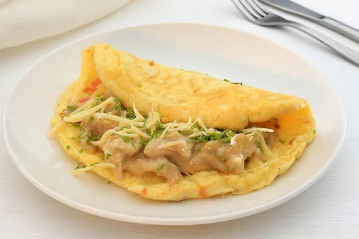 Creamy Chicken Omelette