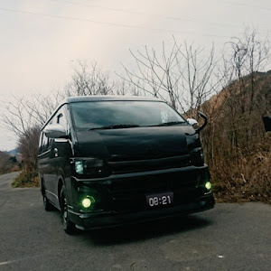 ハイエース