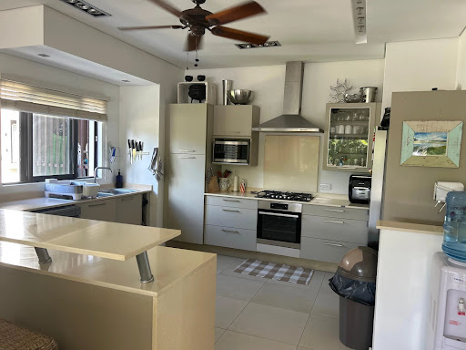 Apartment with pool 3