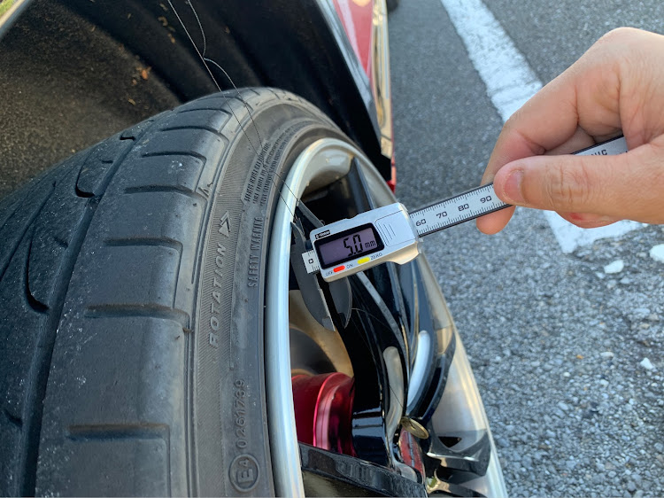 ヴェゼルの自分のスタイルは貫く・ヴェゼルRV5・チーム紅蓮・新型ヴェゼル・車高調いつになったら入荷すんねん😅に関するカスタム事例の投稿画像8枚目