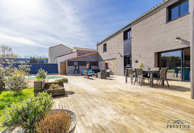 House with pool and terrace 2