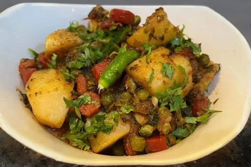 Karma Mix Vegetable Kolhapuri