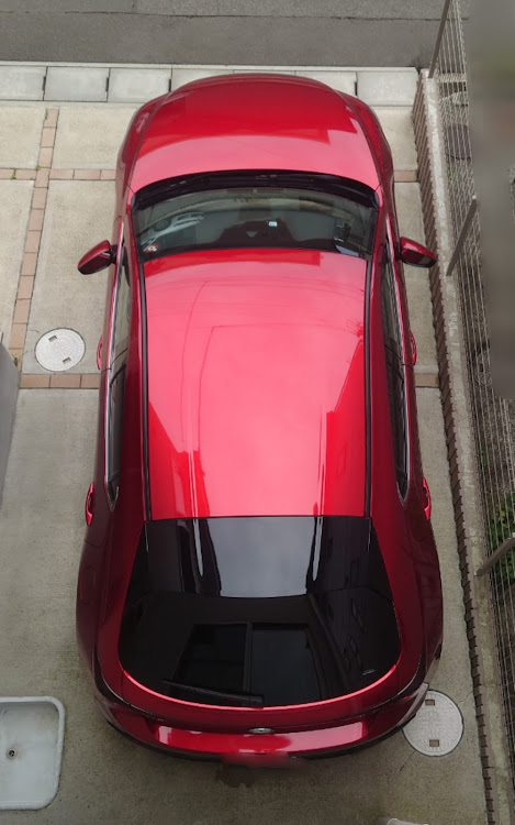 MAZDA3の自宅駐車場を洗いました。・ついでに洗車も・・・・久しぶりにケルヒャー使用・ソウルレッドクリスタルメタリック・給油リッド交換になりました。に関するカスタム事例の投稿画像10枚目