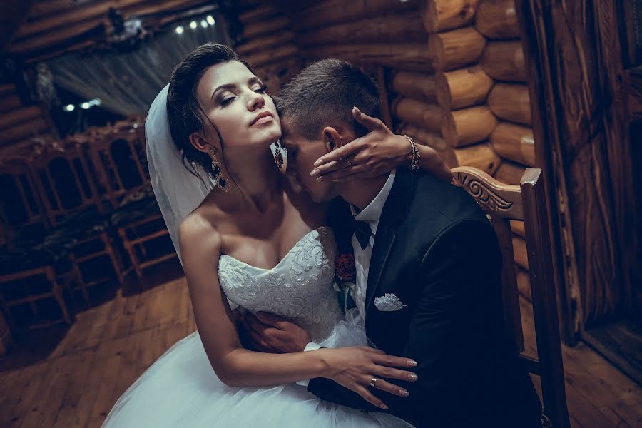 Fotógrafo de bodas Ruslan Glukhov (asiam). Foto del 2 de julio 2019