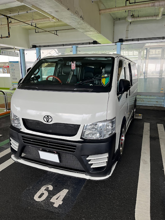 ハイエースバンのシャコタン風・DIY・長男坊公道デビュー・何とか運転出来ました🤣に関するカスタム事例の投稿画像4枚目