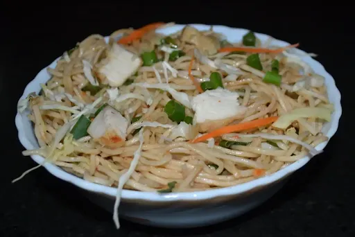 Chicken Hakka Noodles