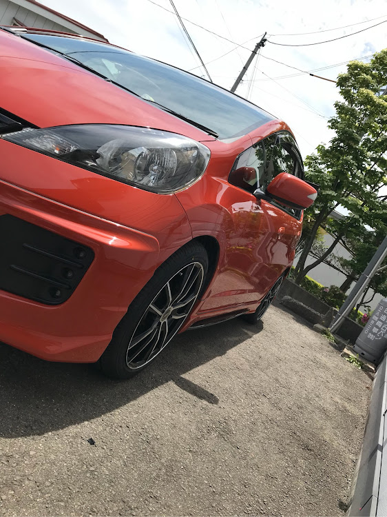 フィット RSの車高調整・フィットRSに関するカスタム事例の投稿画像1枚目