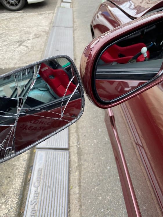 180SXの180SX好きと繋がりたい・180sx・愛車・ミラー交換に関するカスタム事例の投稿画像2枚目