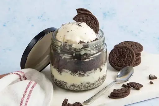 Oreo Mud Jar With Ice Cream