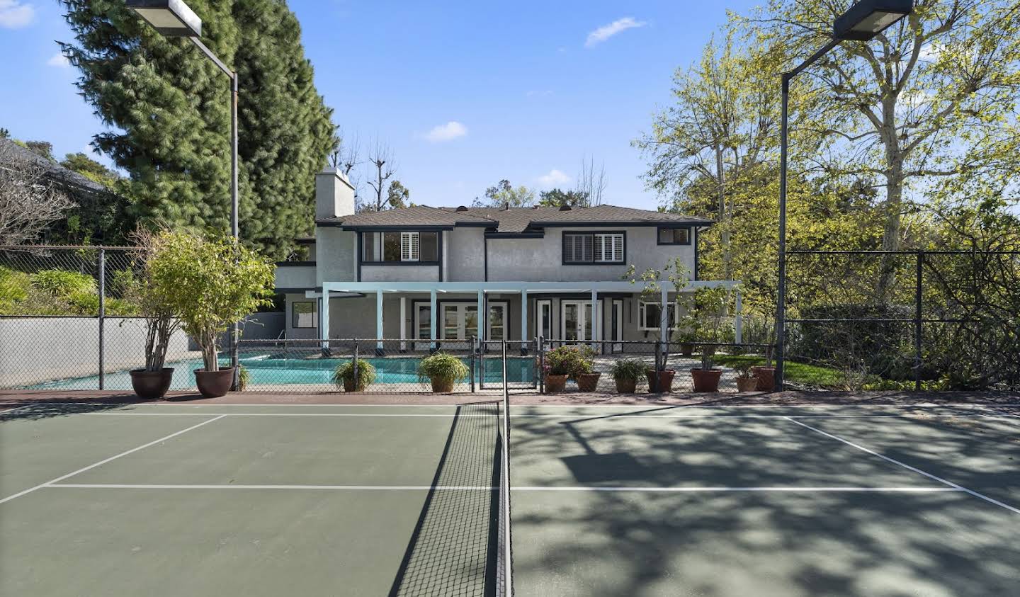 House with pool Beverly Hills