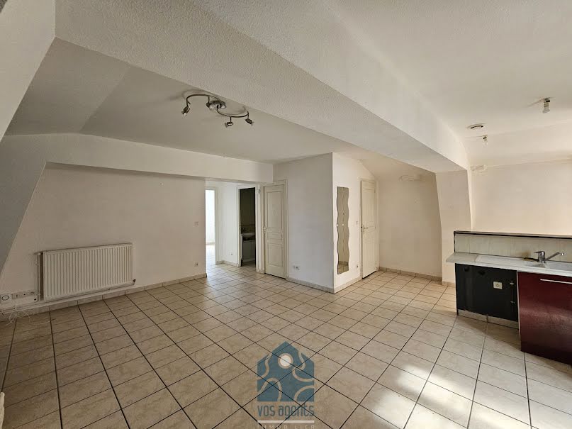 Vente appartement 3 pièces 71 m² à Riom (63200), 109 000 €