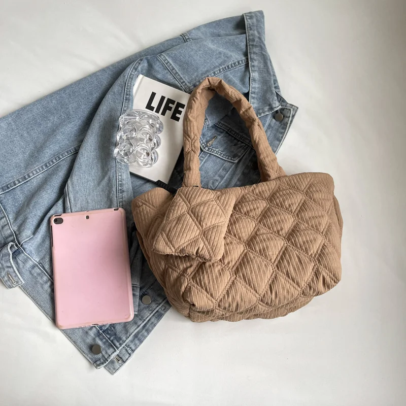 Schoudertas voor dames met effen ruitmotief, stijlvol en praktisch, perfect voor dagelijks gebruik, ruim en modieus, een must-have.