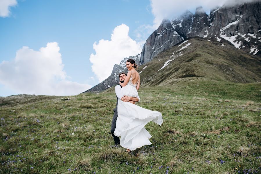 Fotografo di matrimoni Oleh Yarovka (uleh). Foto del 2 luglio 2018