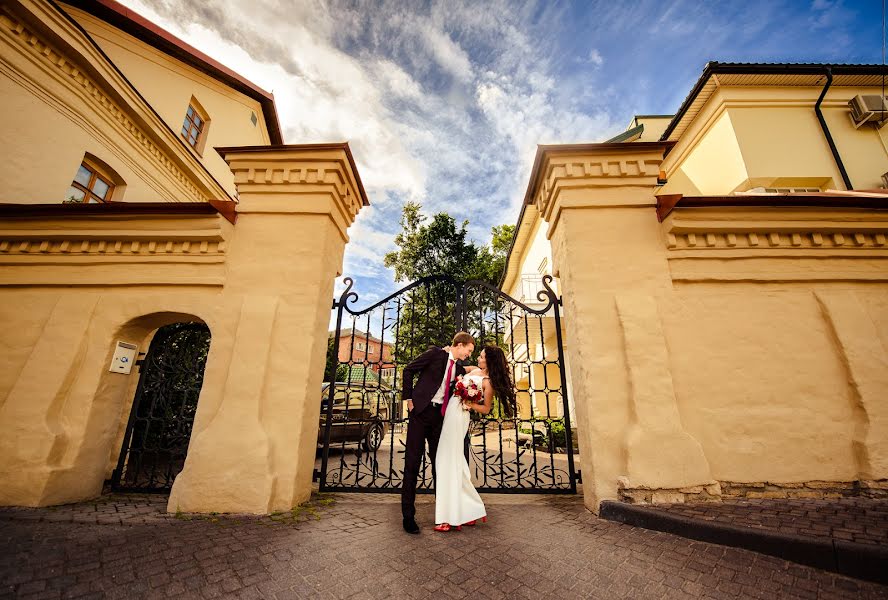 Fotografo di matrimoni Konstantin Tischenko (konstantinmark). Foto del 27 giugno 2018