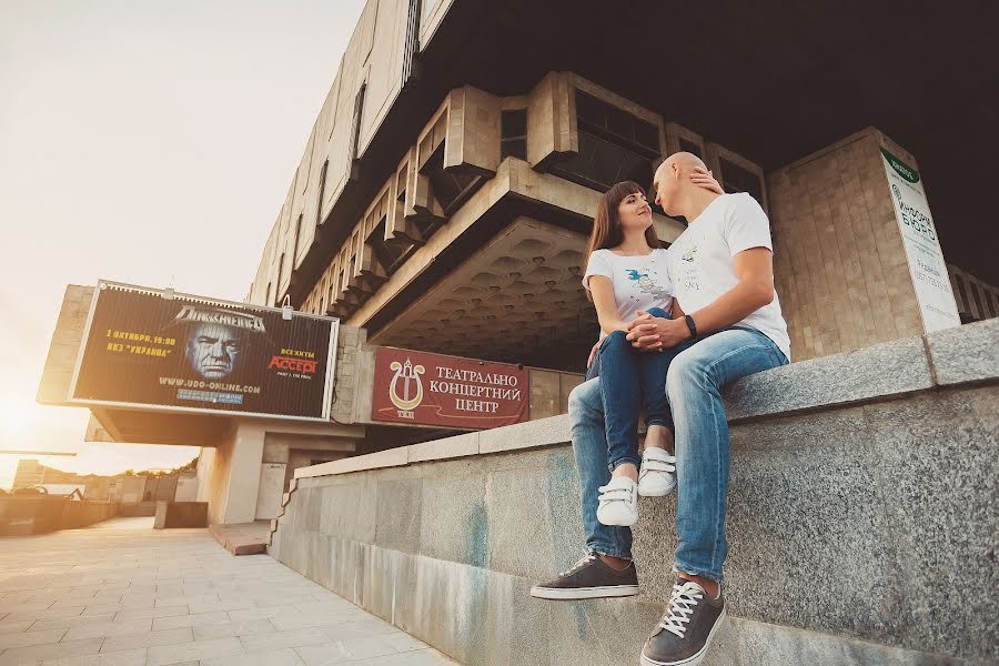 Fotografo di matrimoni Oleg Roganin (roganin). Foto del 18 ottobre 2017