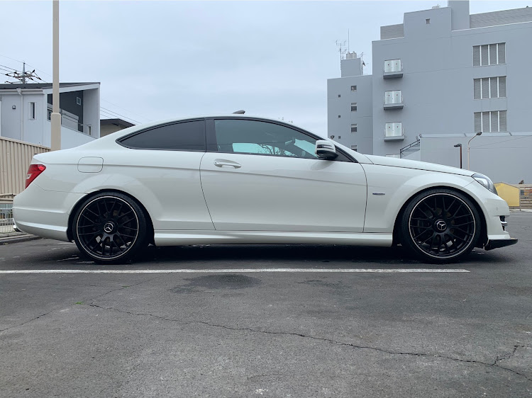 Cクラス クーペのじゅんさんが投稿したカスタム事例の投稿画像1枚目