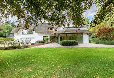 Villa with pool and terrace 7