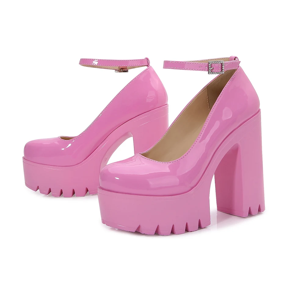 Nuove décolleté da donna con tacco alto e spesso, punta tonda, suola spessa e bocca bassa, per un look alla moda.