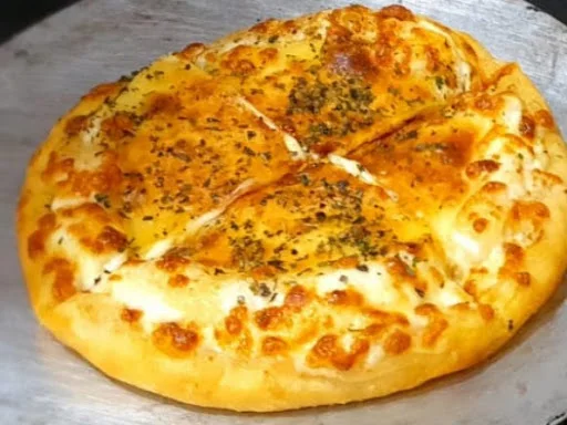 Paratha Pizza-paneer Tikka And Cheese