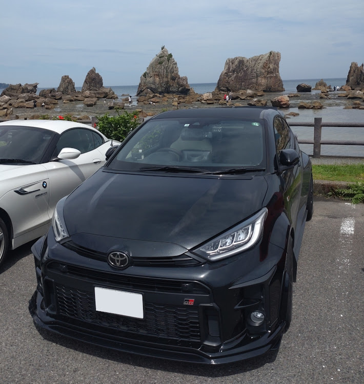 GRヤリスのいつもイイネ&コメントありがとうございます🙇‍♂️・GRヤリスRS・行ってよかった旅先は？・和歌山はいいぞ・仲良しコラボに関するカスタム事例の投稿画像4枚目