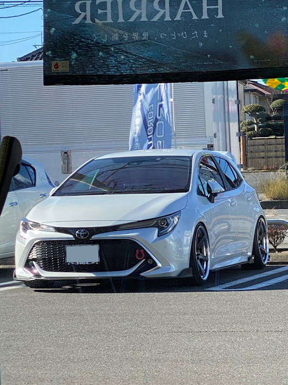 カローラスポーツのあけましておめでとうございます・今年もよろしくお願いします・新年のご挨拶・いつもイイネ&コメントありがとうございます🙇‍♂️・ドライブに関するカスタム事例の投稿画像1枚目