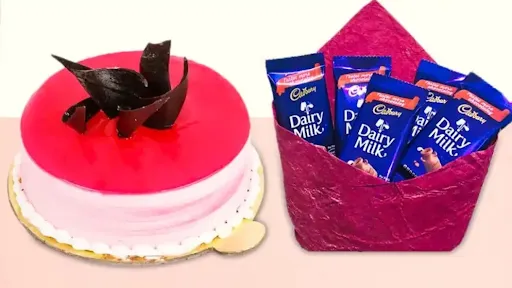 Strawberry Cake [500 Gram] 5 Dairy Milk