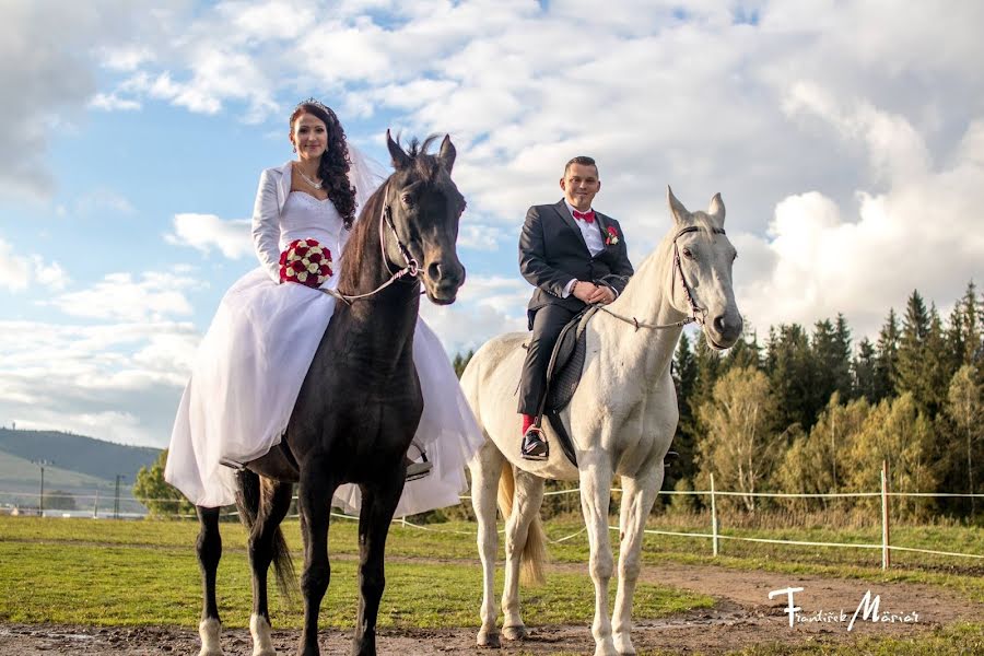 Fotógrafo de casamento František Mäsiar (masiarf). Foto de 16 de abril 2019