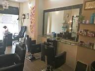 Cynosure Unisex Salon photo 1