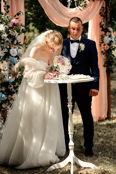 Fotógrafo de casamento Anton Parshunas (parshunas). Foto de 13 de agosto 2021