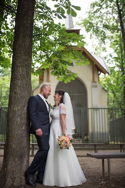 Fotógrafo de casamento Lucia Horvath (horvathlucia). Foto de 8 de abril 2019