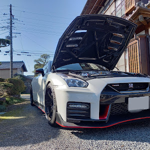 NISSAN GT-R R35