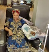 Zoleka Mandela during her first Chemotherapy treatment. Picture Credit: Zoleka Mandela on Twitter