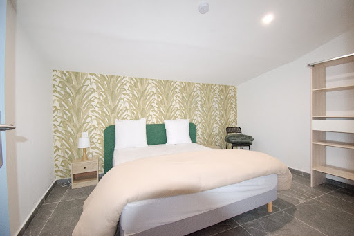 Maison avec piscine et terrasse 4