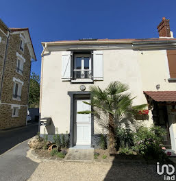 maison à Saint-Jean-les-Deux-Jumeaux (77)