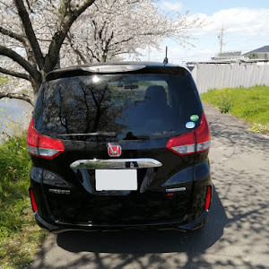 フリード GB7