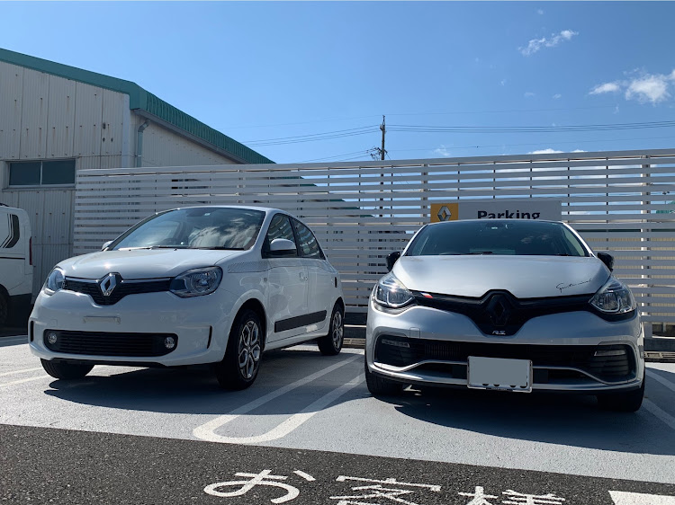 ルーテシアの納車・トゥインゴS・ルーテシアR.S.に関するカスタム事例の投稿画像2枚目