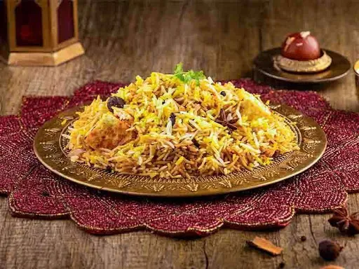 Paneer Subz (Classic Paneer And Veg Dum Biryani - Serves 4)